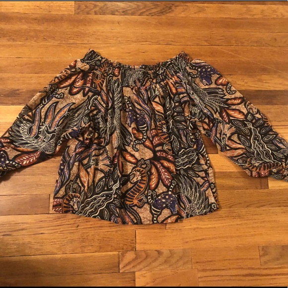 H&M Tops - H&M paisley off shoulder blouse NWT